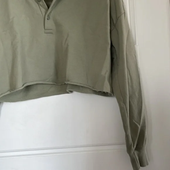 Aritzia - Sunday Best - cropped fleece polo sweater - green - Picture 4 of 8